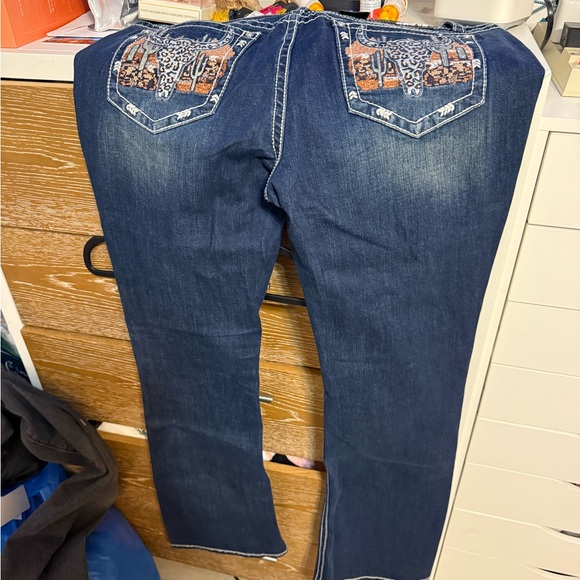 Grace in LA Dark Blue Jeans with Bull Skull Embroidery - Picture 6 of 6